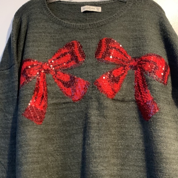 Abercrombie & Fitch Sparkly bow front sweater - Picture 2 of 6